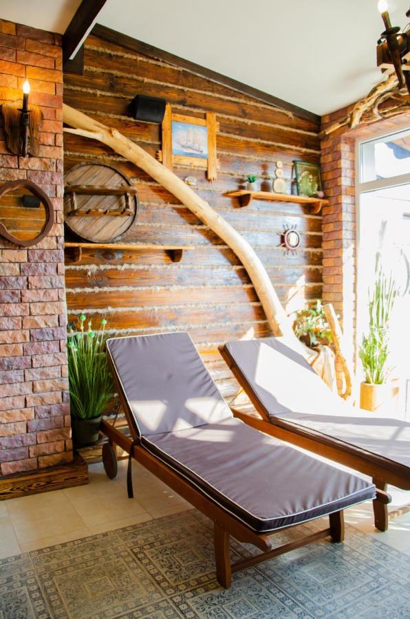 Relax Complex Hotel Boryspilʼ Dış mekan fotoğraf