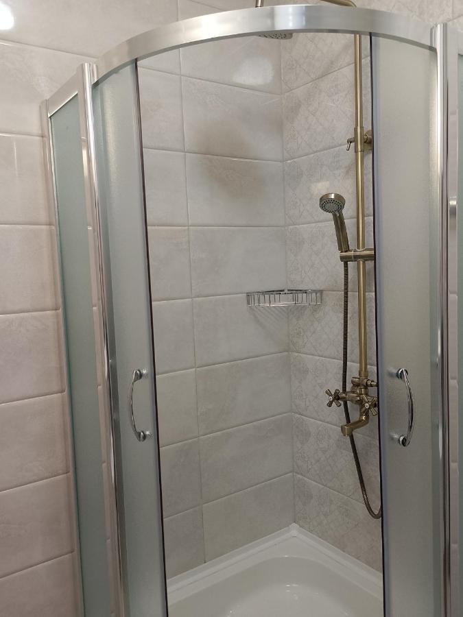 Relax Complex Hotel Boryspilʼ Dış mekan fotoğraf